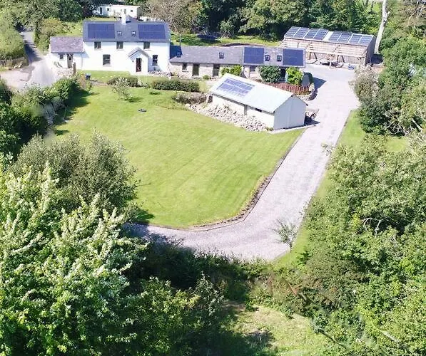 Hidden Cottage Gem Hottub, Firepit, Coastal Walks
