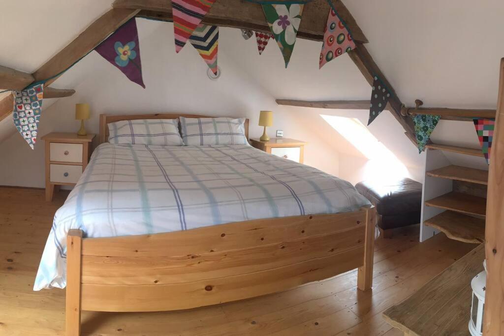 Hidden Cottage Gem Hottub, Firepit, Coastal Walks Holiday home *