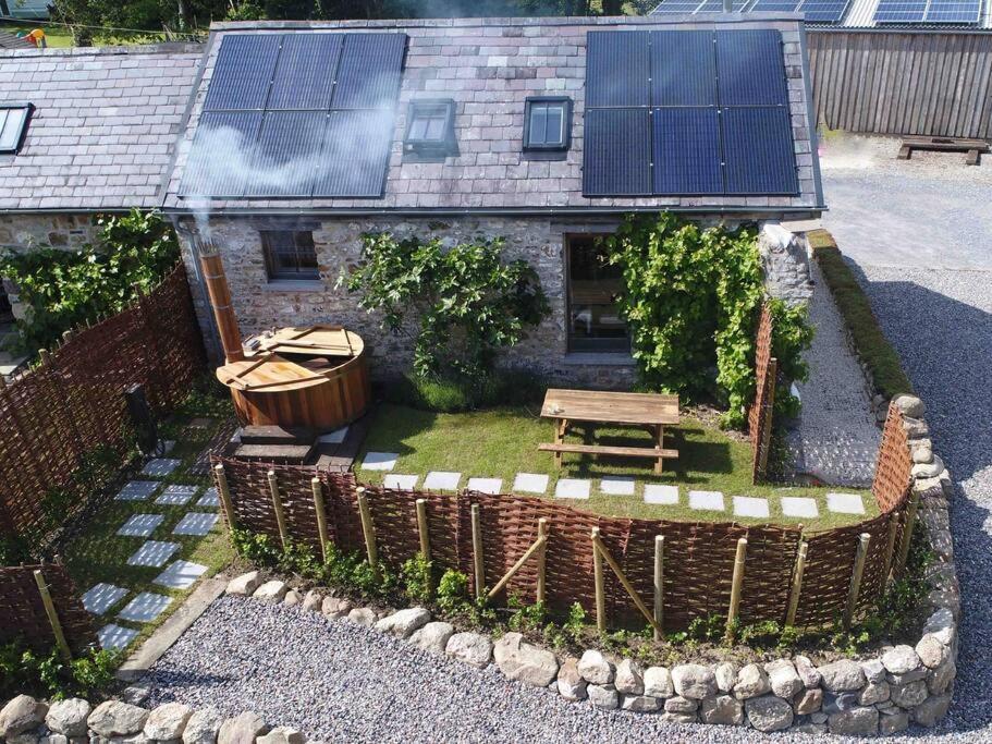 Holiday home Hidden Cottage Gem Hottub, Firepit, Coastal Walks *